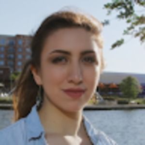 Meet your Posher, Laura